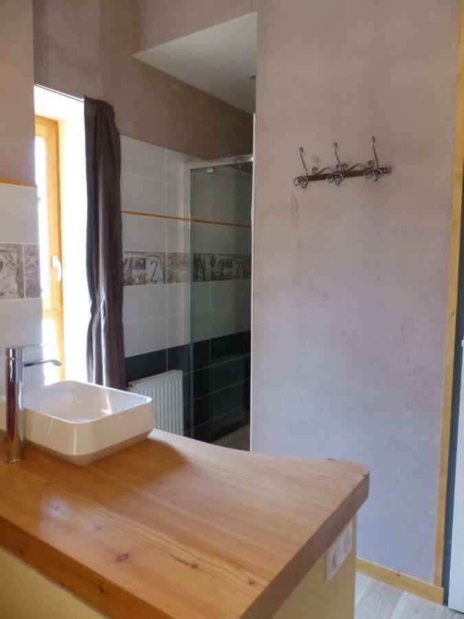 Le Clos De Ceintres Cheminas Ngoại thất bức ảnh